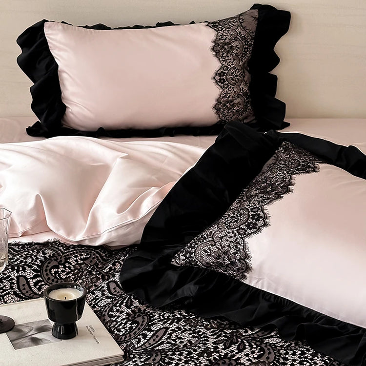 ♡ Lola Vixen Romantic Duvet Set