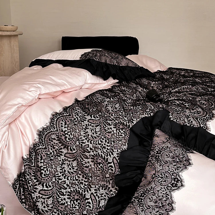 ♡ Lola Vixen Romantic Duvet Set