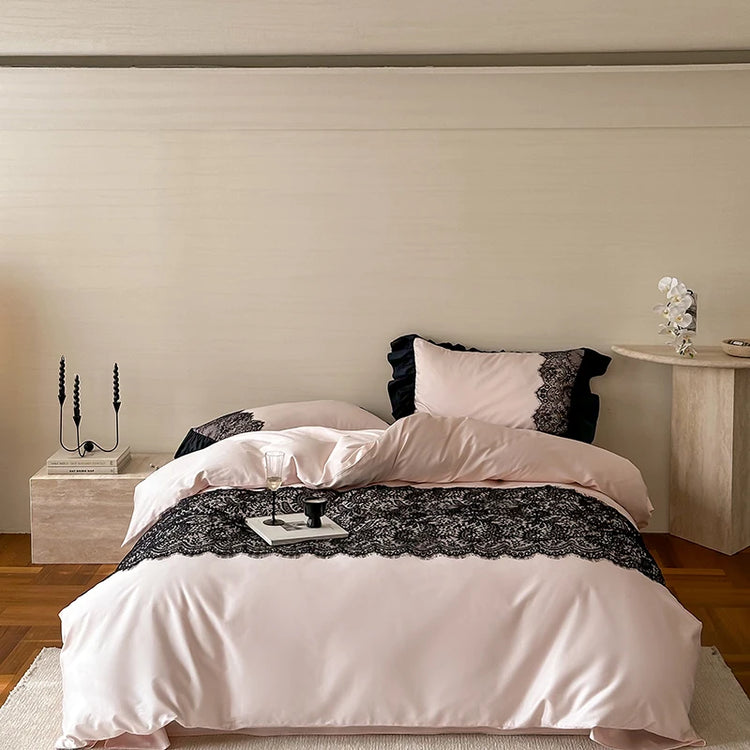 ♡ Lola Vixen Romantic Duvet Set