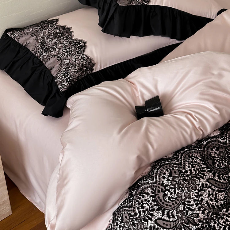♡ Lola Vixen Romantic Duvet Set