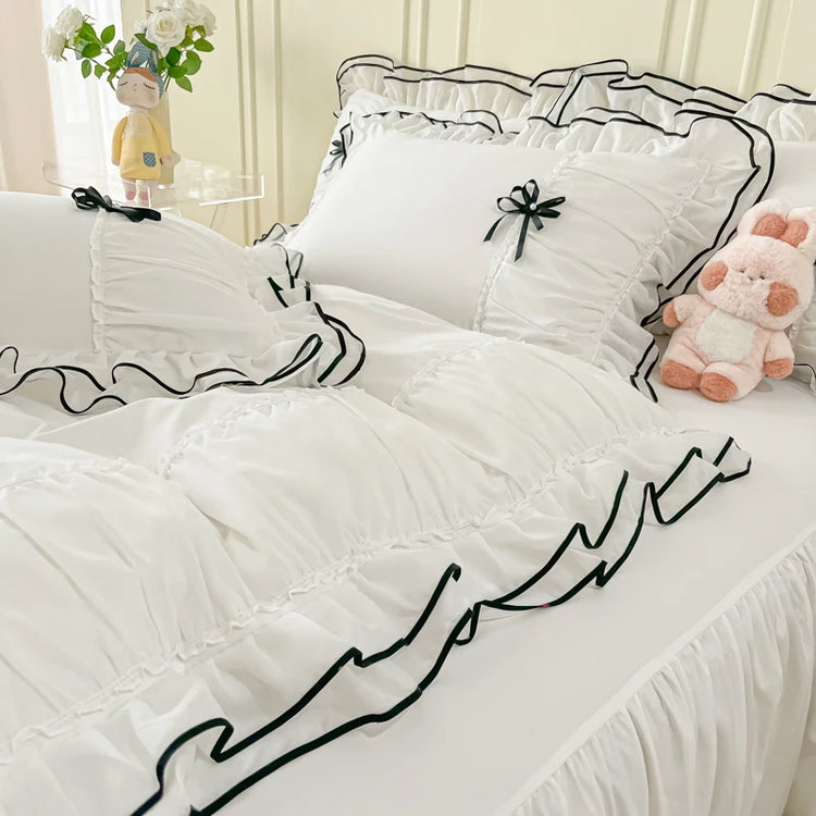 ♡ Luna Bow & Lace Bedding