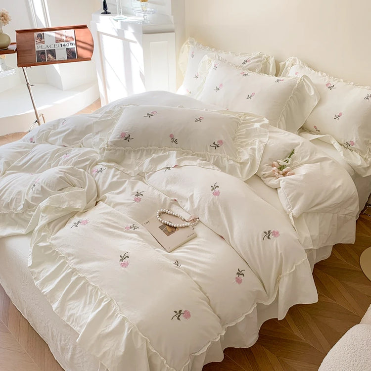 ♡ Lana's Dreamy Rose Duvet