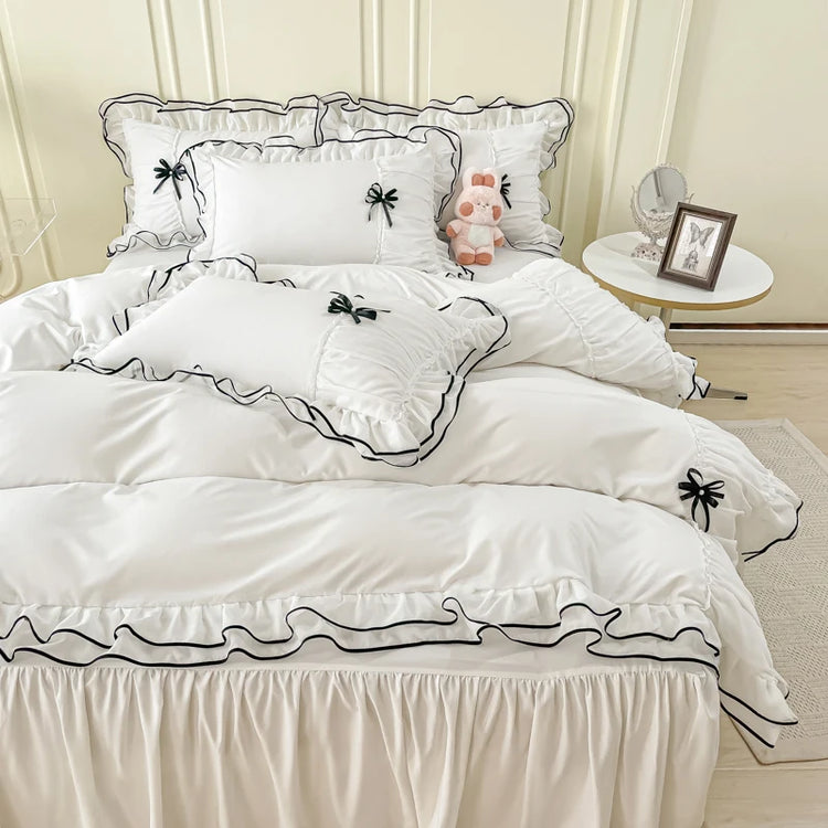 ♡ Luna Bow & Lace Bedding