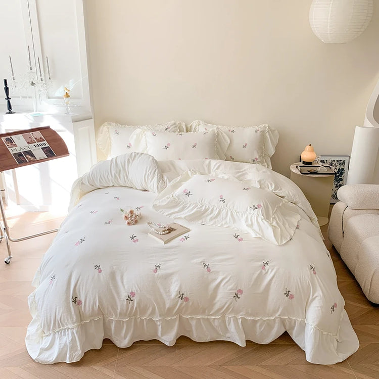 ♡ Lana's Dreamy Rose Duvet